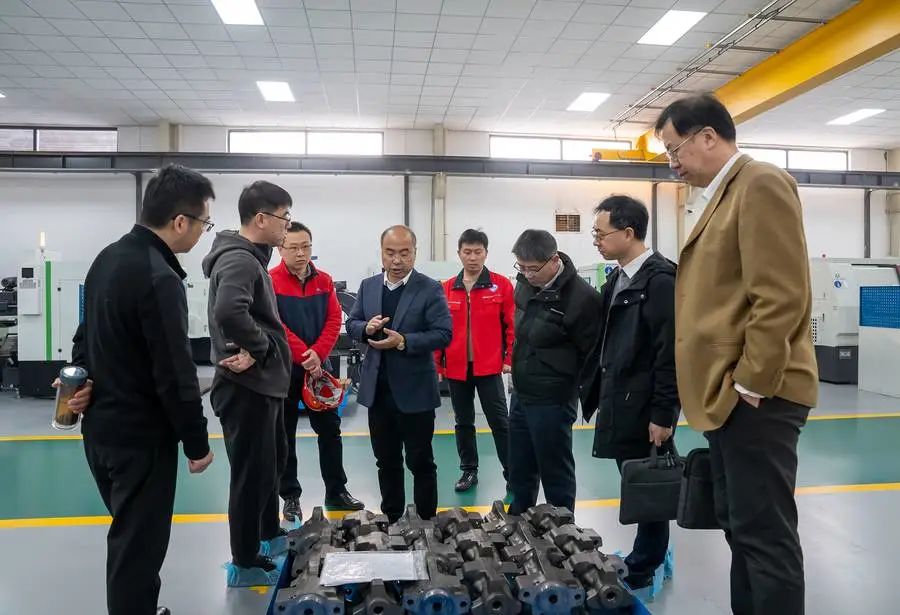 HJC黄金城动态，，，，，2024年新闻案例，，，，，售后培训服务-HJC黄金城--官网-HJC黄金城机械_掘进凿岩台车_混凝土湿喷台车_扒渣机-HJC黄金城