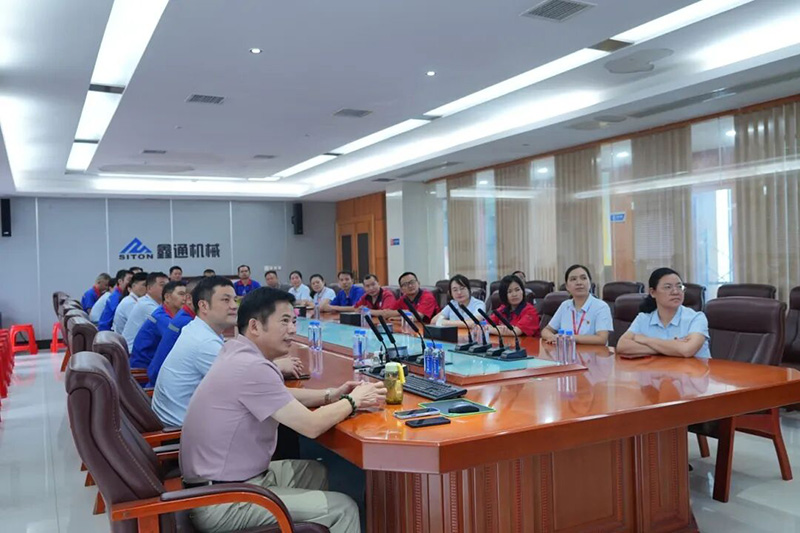 HJC黄金城动态，，，，，2024年新闻案例，，，，，售后培训服务-HJC黄金城--官网-HJC黄金城机械_掘进凿岩台车_混凝土湿喷台车_扒渣机-HJC黄金城